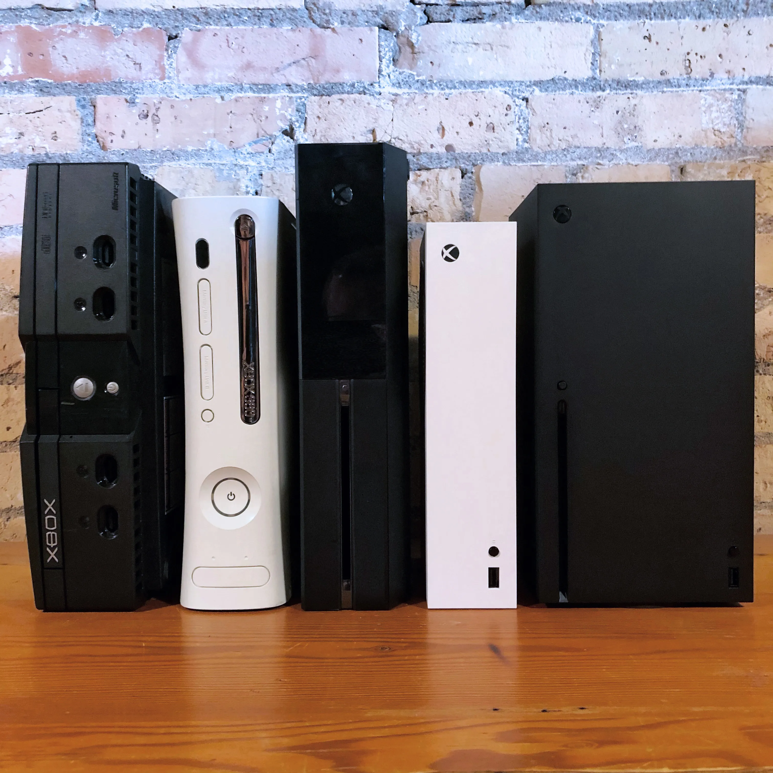 How Big Are The Xbox Series X And Xbox Series S?
