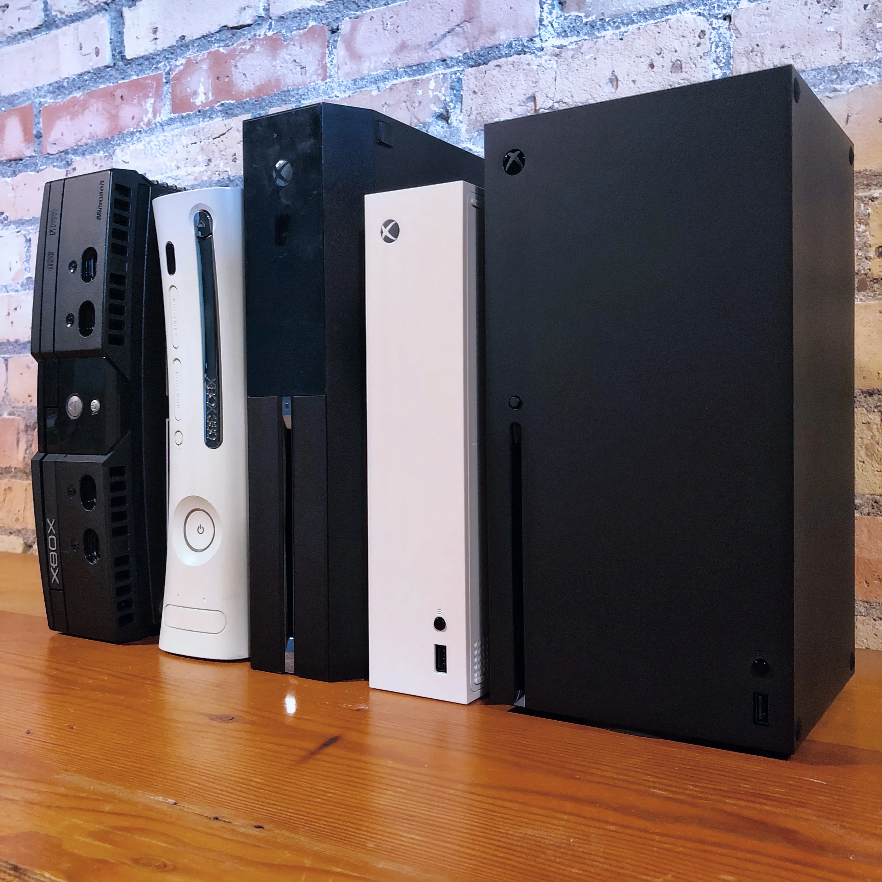 How Big Are The Xbox Series X And Xbox Series S?