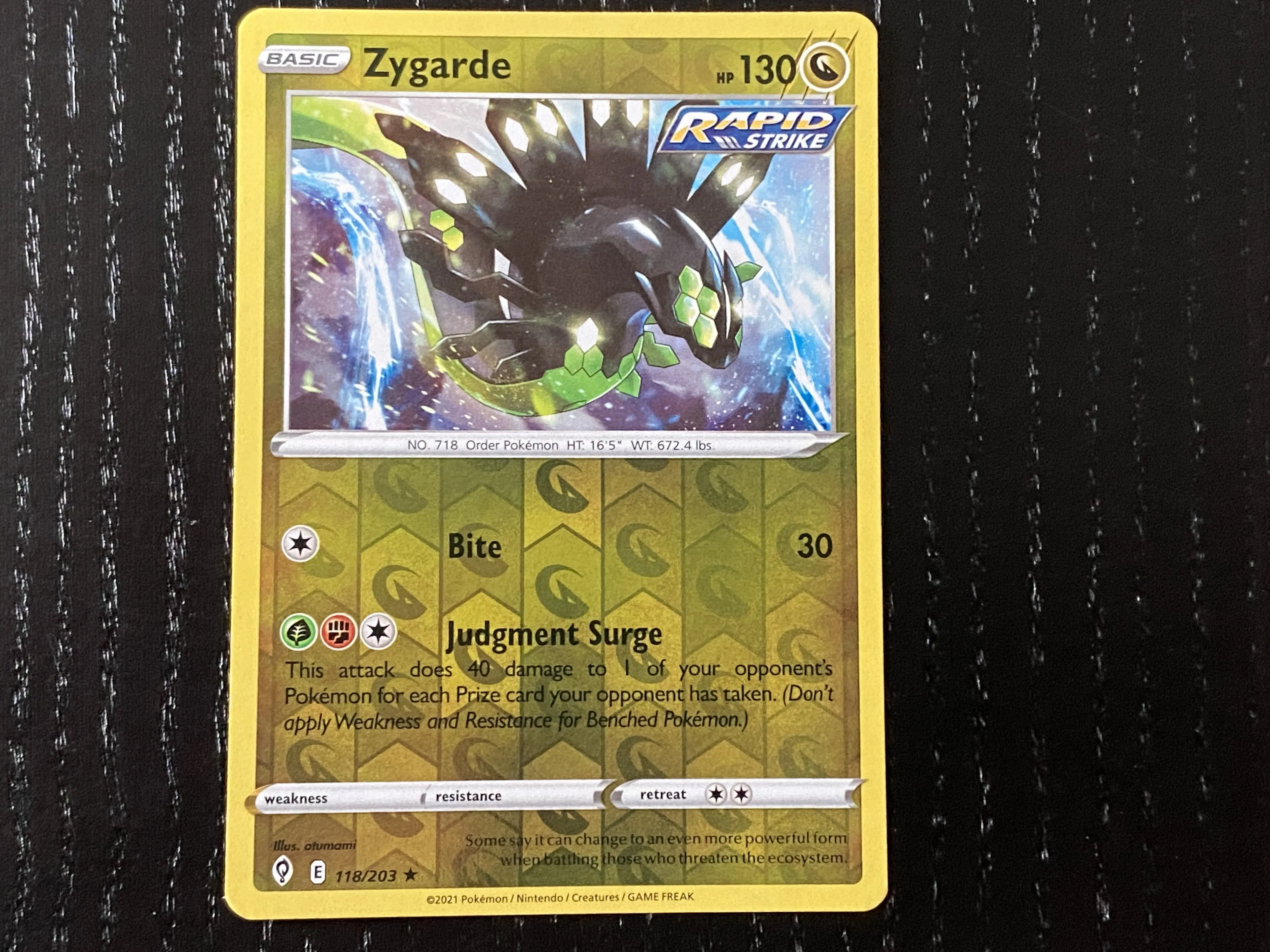 Pokémon Sword & Shield – Evolving Skies: The Coolest Cards We Pulled From Boosters Packs