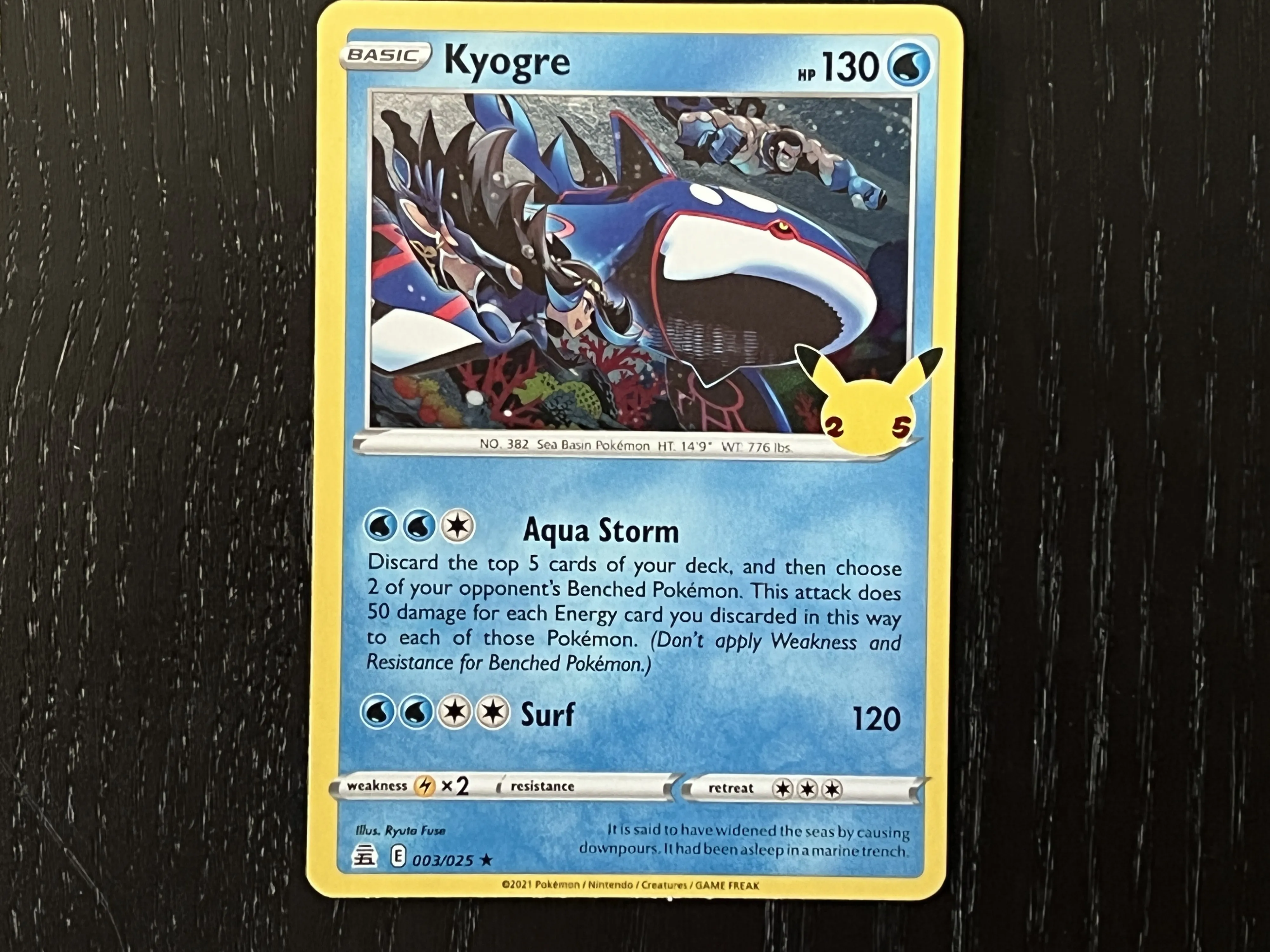 Pokémon Trading Card Game Celebrations – Unboxing And The Coolest Cards We Pulled