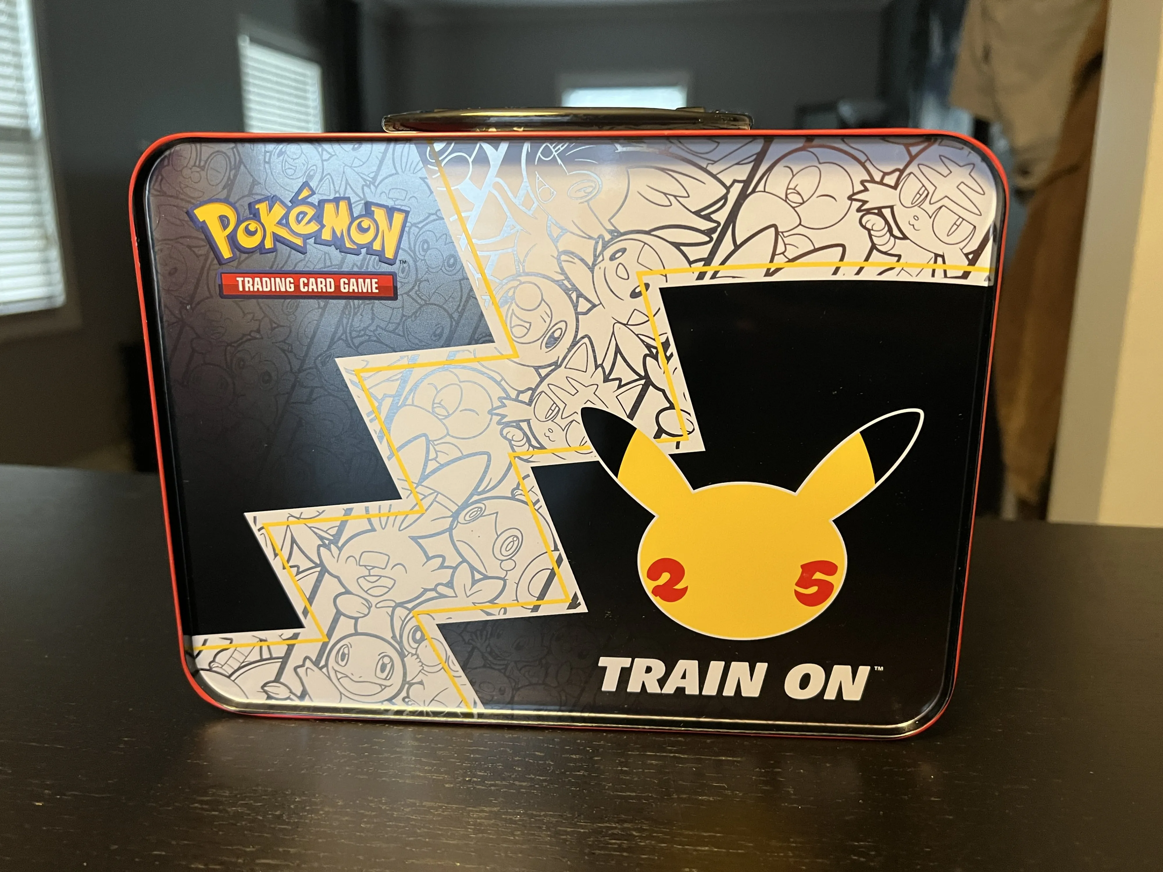 Pokémon Trading Card Game Celebrations – Unboxing And The Coolest Cards We Pulled