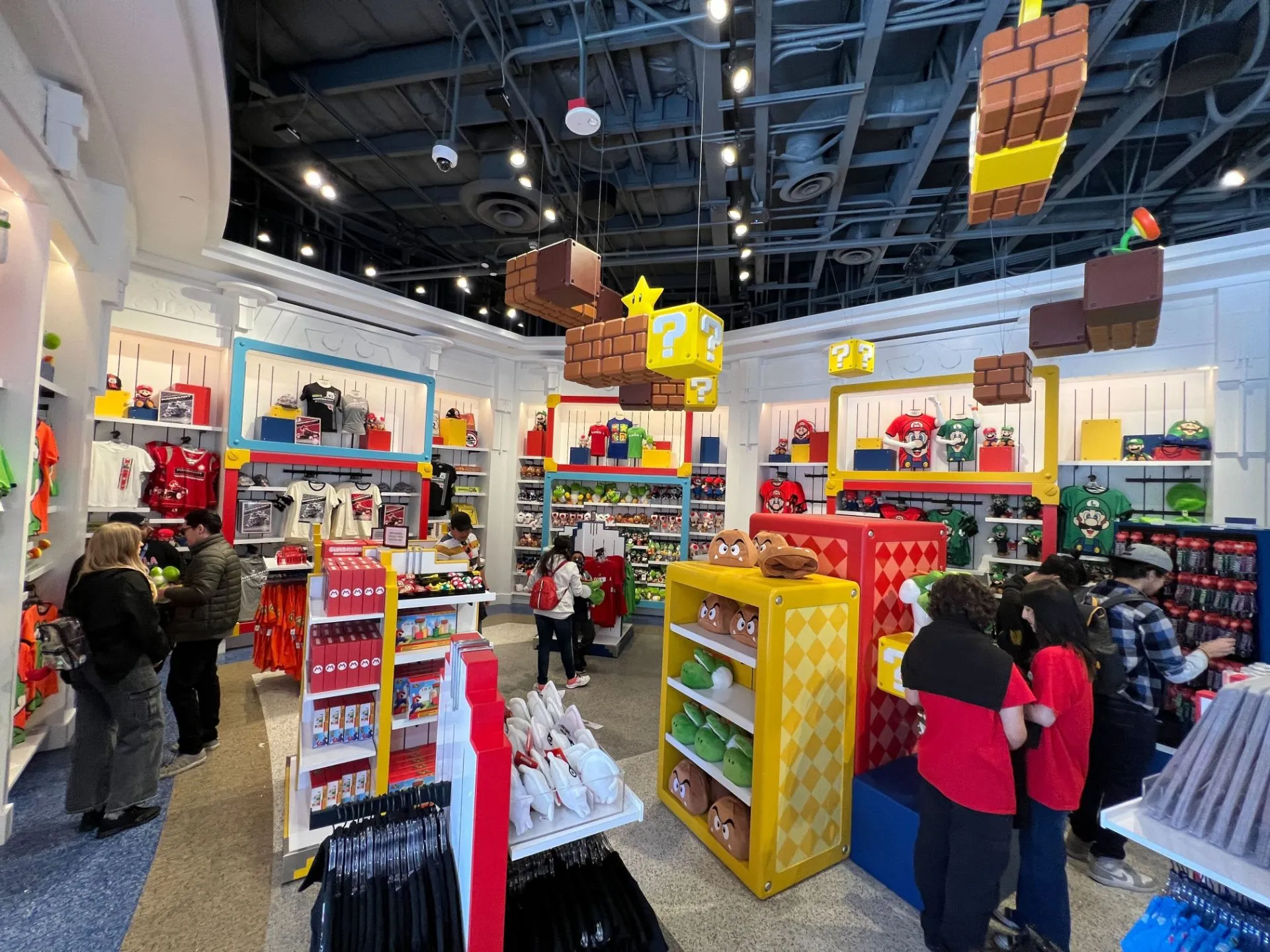 A Photo Tour Of Universal Studios Hollywood's Super Nintendo World