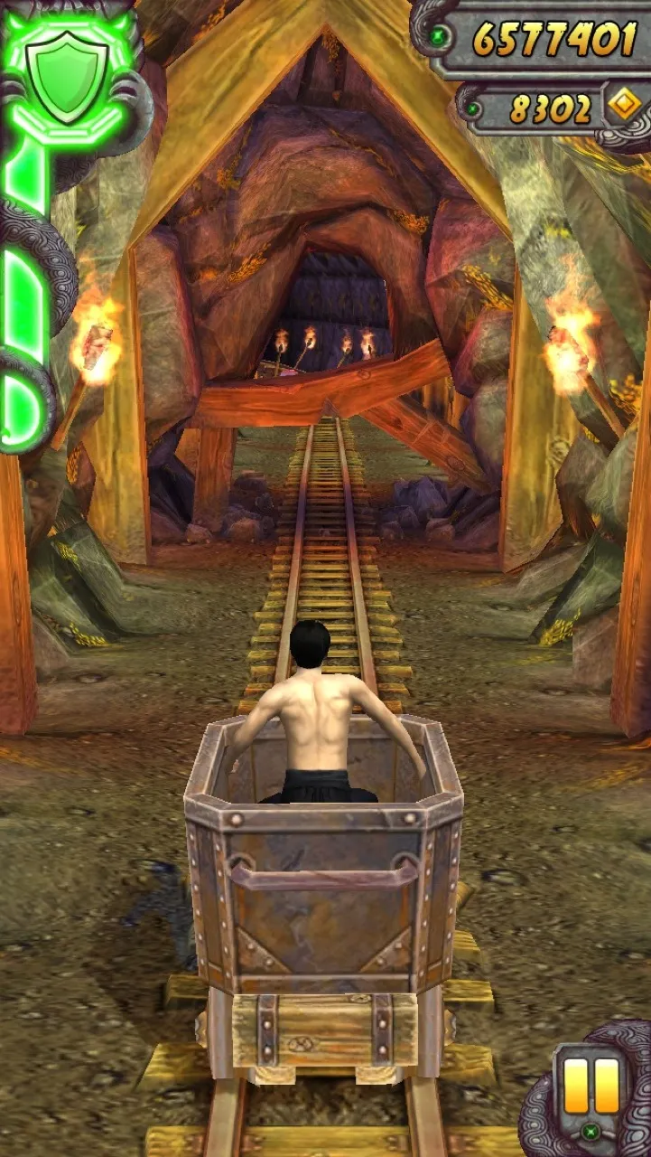 Bruce Lee Gets Some Exercise In Temple Run 2